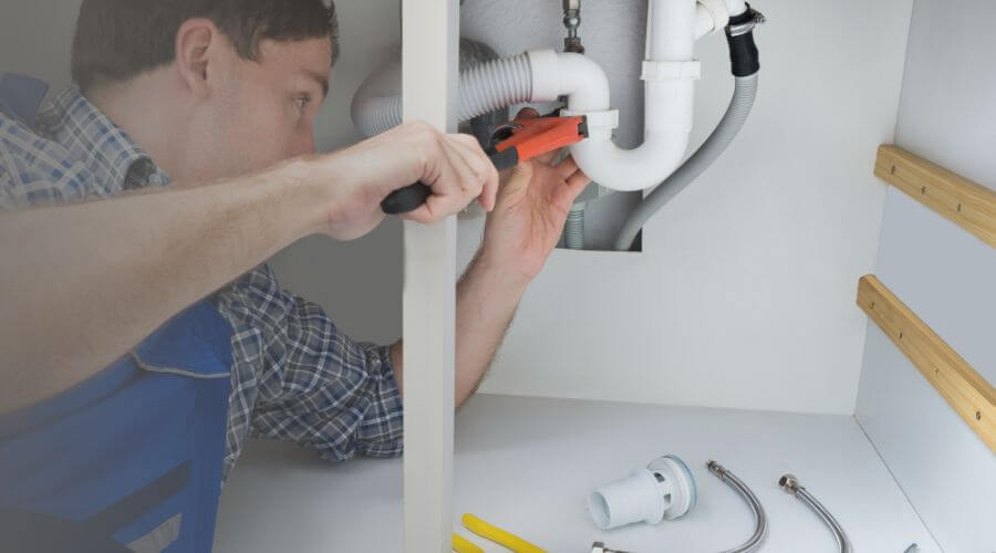 Local tankless water heater installation in Tilden, TX